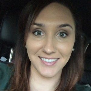 Meet your Posher, Katelyn